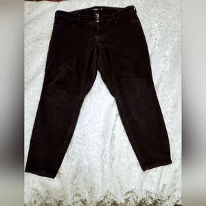 Black non-distressed jeans
